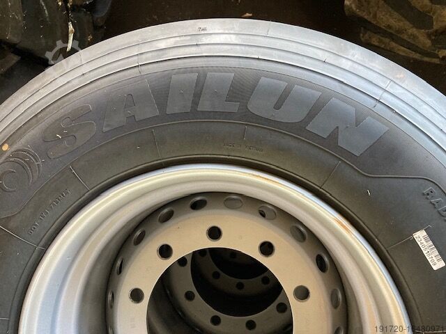 Sonstige  Räder 4x 385/65 R22.5 LKW neu