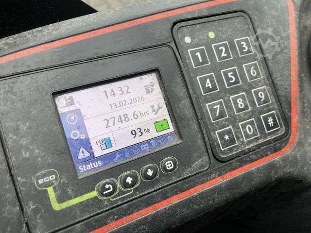 Fahrerstandstapler Linde D12S