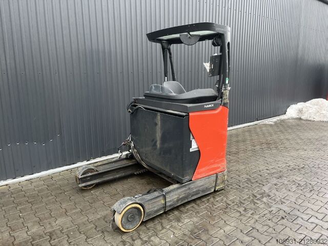 Schubmaststapler Linde R14HD-01