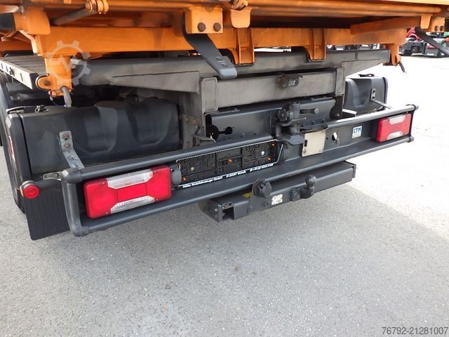 Dreiseitenkipper IVECO 70 C 18 DoKa/Kipper/Palfinger Kran/Greifer/2xAHK