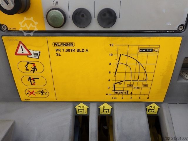 Dreiseitenkipper IVECO 70 C 18 DoKa/Kipper/Palfinger Kran/Greifer/2xAHK