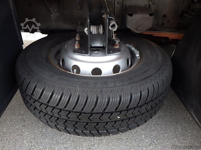 Dreiseitenkipper IVECO 70 C 18 DoKa/Kipper/Palfinger Kran/Greifer/2xAHK