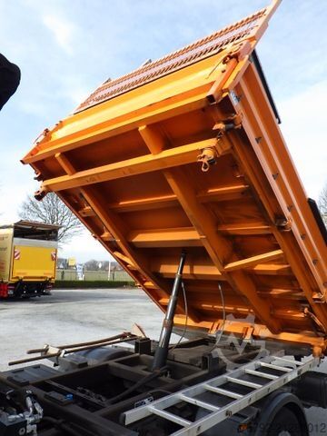 Transporter mit Kipper IVECO 70 C 18 DoKa/Kipper/Palfinger Kran/Greifer/2xAHK