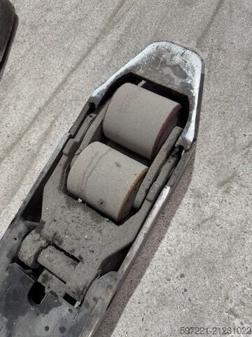 Hochhubwagen mit Fahrersitz Jungheinrich ESD 220