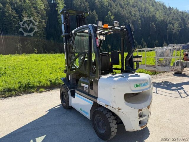 Dieselstapler UniCarriers YG1D2A30Q