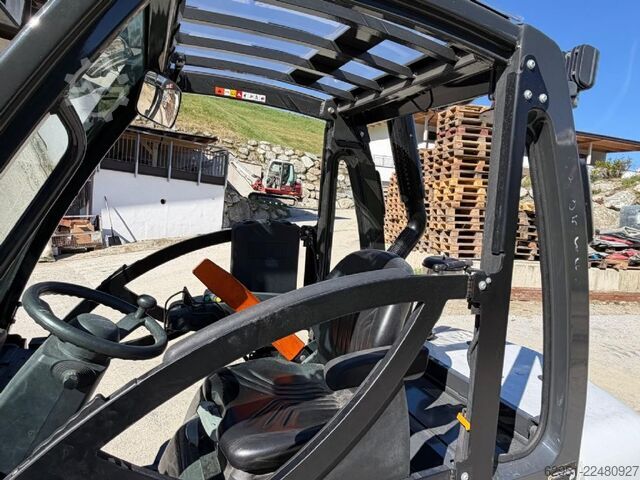 Dieselstapler UniCarriers YG1D2A30Q