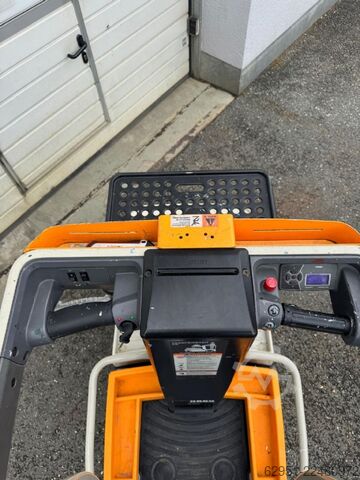 Medium Lift Order Picker Crown Wave  60-118 Lithium-Ionen
