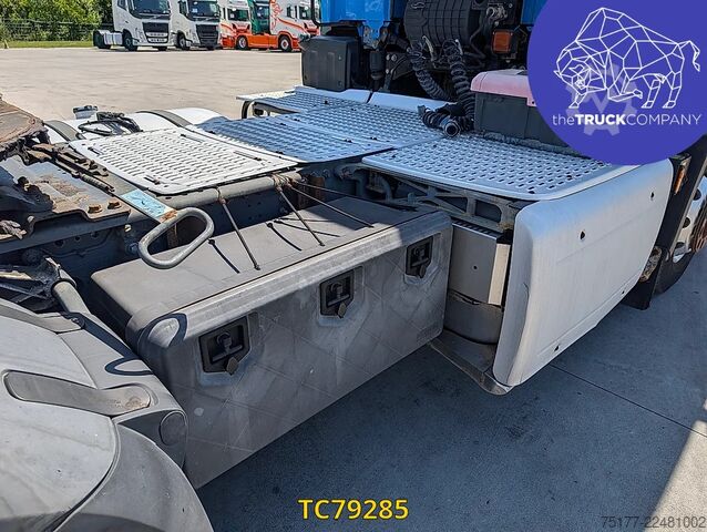 Standard-SZM DAF CF 85 440