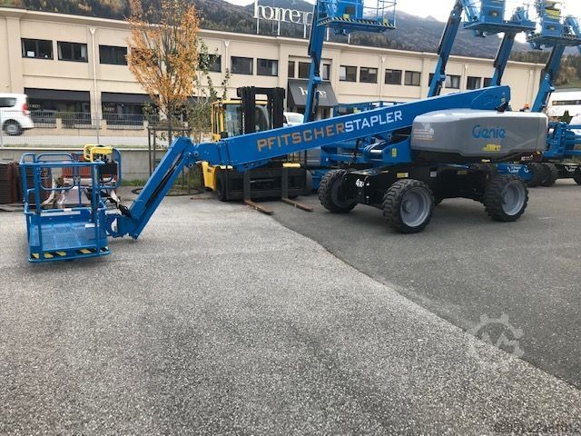 Teleskoparbeitsbühne Genie S 65 XC
