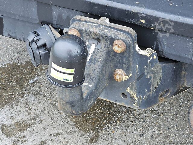 Hochdachkombi VOLKSWAGEN CRAFTER 2.0 TDI 140 AUT. L2H1