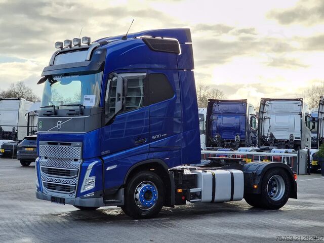 Standard-SZM Volvo FH 13.500 Globetrotter 4x2 - I Parkcool - Full ...