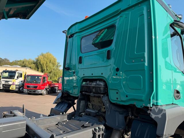 Three-sided tipper truck MERCEDES-BENZ Arocs 1836 4x2 MEILLER Kipper AHK 35to