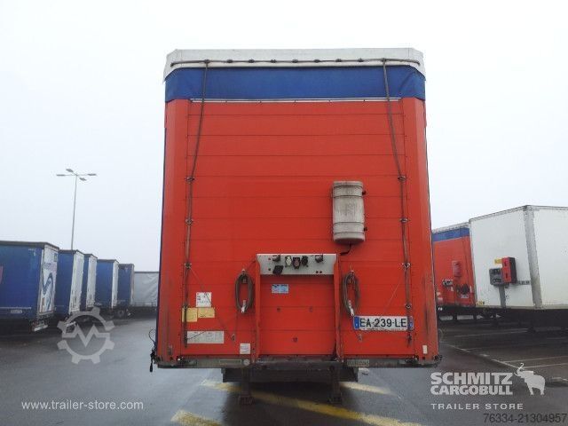 Open semitrailer with tarp Schmitz Cargobull Semitrailer Curtainsider Standard