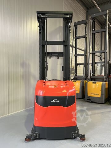 V ( 5213 ) Schienenführung * NEU / Unbenutzt !!! LINDE V  ( 5213 ) Rail Guidance * NEW / Unused !!