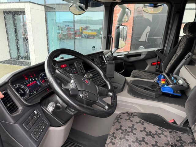 Crane truck Scania P370 XT 6x2 HMF 3220-K6+Fly jib FJ600-K3 Euro 6D