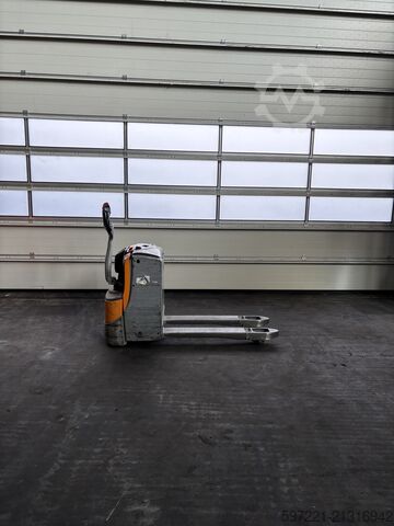 Electric Pallet Trucks Still EXU 16