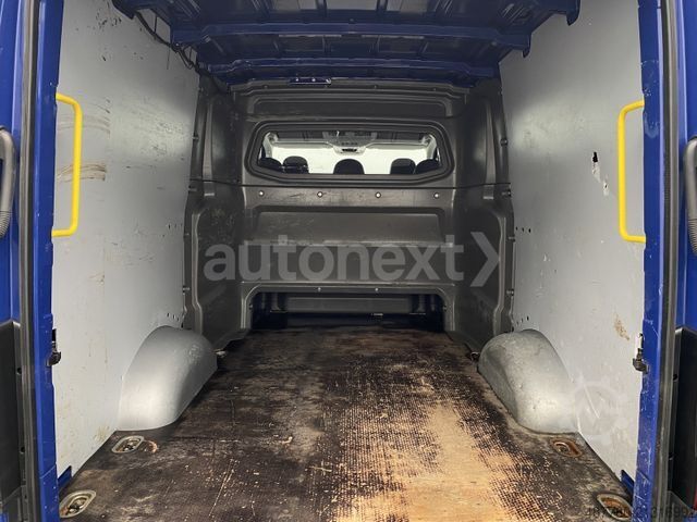 Panel van VOLKSWAGEN Crafter PLUS MIXTO *4MOTION* 5-SITZE+AHK 3,0t 66