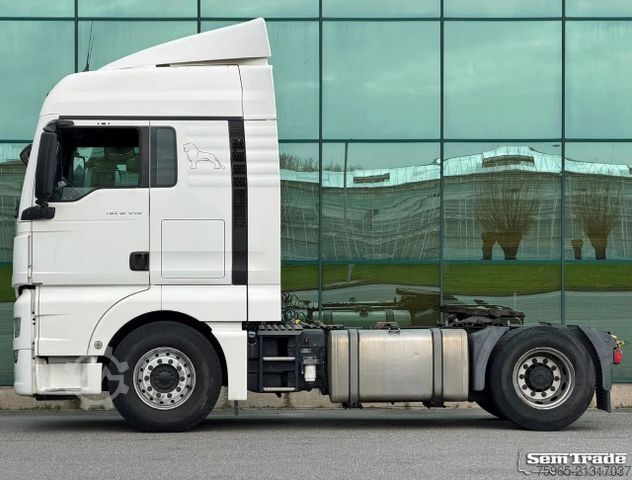 Standard tractor unit MAN TGX 18.440 EURO 6 NEW SMART TACHO 2X TANKS 657.0