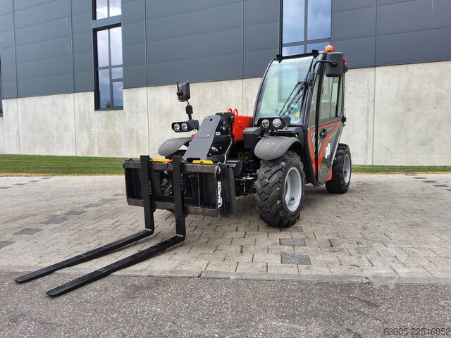 Telescopic forklift Manitou ULM 415H