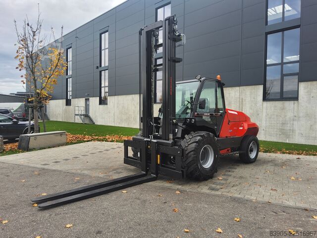 All-terrain forklift Manitou M 70-2