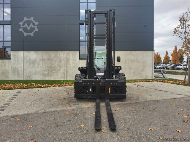 All-terrain forklift Manitou M 70-2