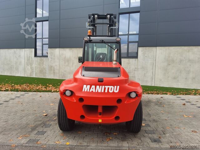 All-terrain forklift Manitou M 70-2