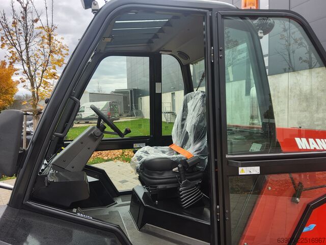 All-terrain forklift Manitou M 70-2