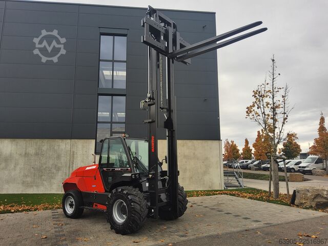 All-terrain forklift Manitou M 70-2