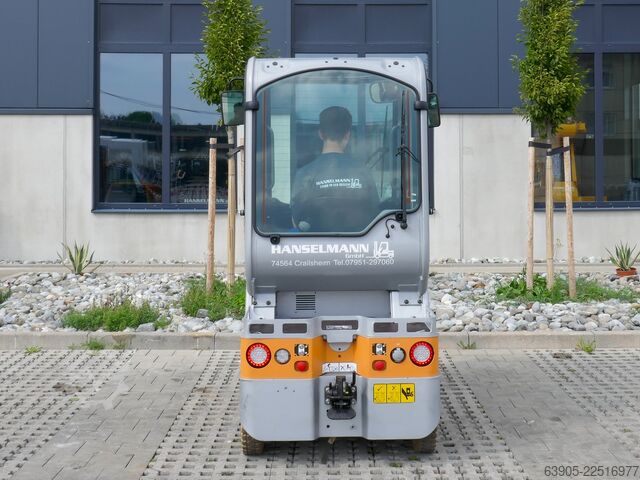 Schlepper Still LTX80