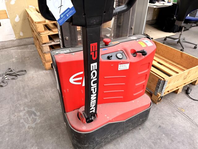 Electric pallet truck EP ES 12-12 ES
