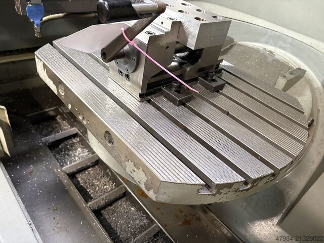 Universal-Bearbeitungszentrum DECKEL MAHO DMU 70 VL