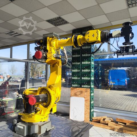 Industrial robot FANUC S430i 200