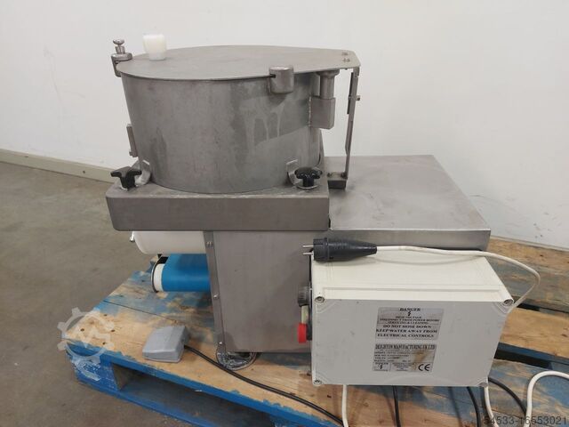 Forming machine Deighton R2000