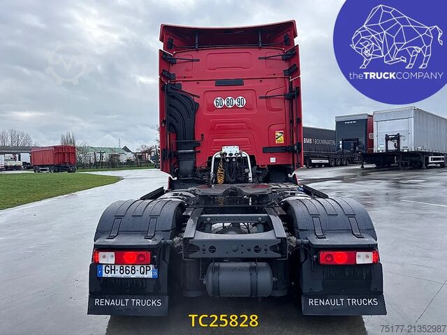 Standard-SZM Renault T 520