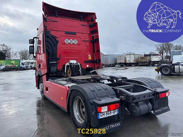 Standard-SZM Renault T 520