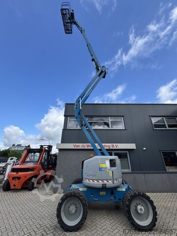Genie Z45/25J Gelenkteleskoparbeitsbühne / Arbeitsbühne mit 16 m Arbeitshöhe, 4x4, Deutz Diesel, Bau GENIE Z45/25J Knikarmhoogwerker / Arbeitsbuhne 16M werkhoogte  4X4 Deutz Diesel 2007