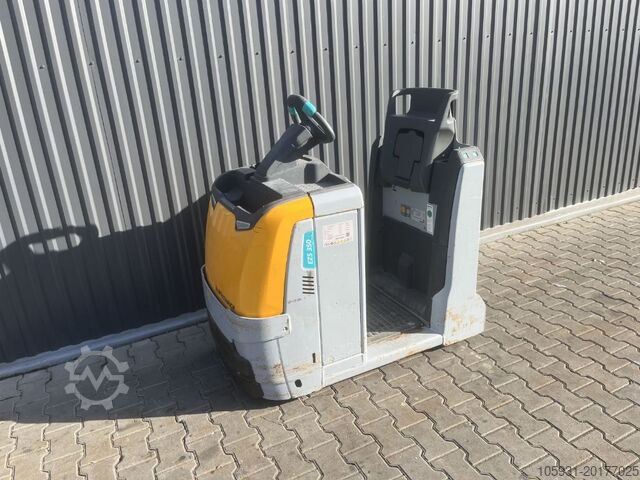 Tow Tractor Jungheinrich EZS350