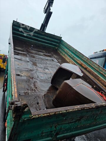 Tipper van MAN 8.174 / E3 / Kipper Kran Greifer / 2X AHK