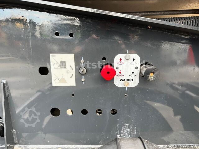 Kipper Auflieger MEILLER KISA 3 Stahlkippmulde m. Liftachse Rollplane