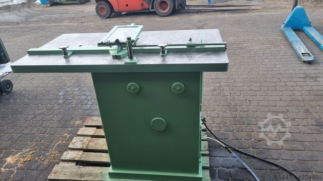 Pneumatische Kappsäge producent model