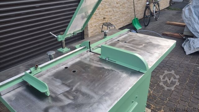 Pneumatische Kappsäge producent model