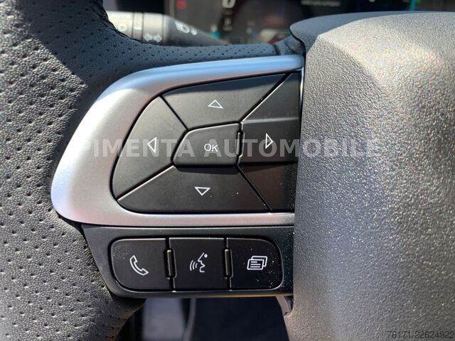 Transporter mit Koffer IVECO Daily 70C18A8P MY26 FILZ KOFFER AUT LBW LUFTFED
