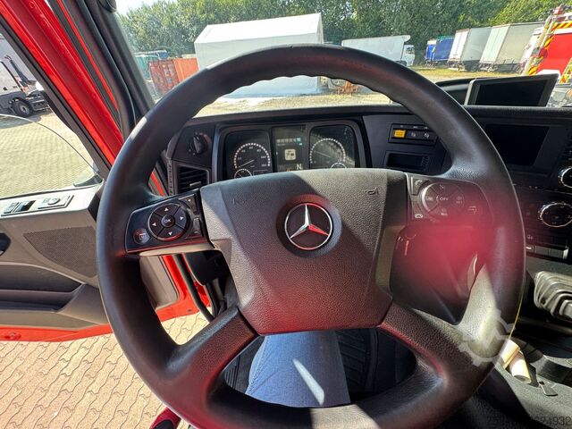 Kühlkoffer-LKW MERCEDES-BENZ ANTOS 2540 kompletter ZUG