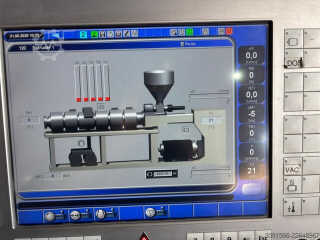 Twin-screw extruder KraussMaffei KMD 114-32