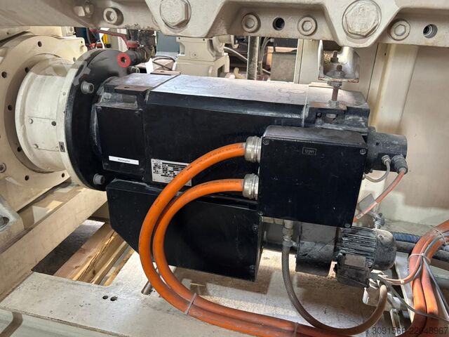 Twin-screw extruder KraussMaffei KMD 114-32