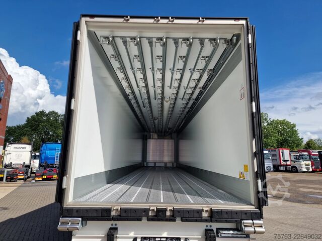 Refrigerated/frozen transport Schmitz Cargobull NEW - SKO 24 Thermoking SLXi 300 Frigo - Hooks/...