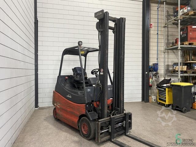 Gabelstapler Linde E25