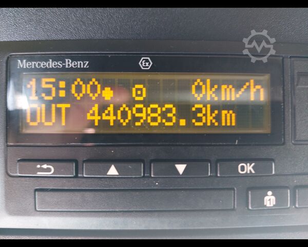 Standard tractor unit MERCEDES-BENZ Actros L 18 4x2 - Actros L 1852 LS 4x2