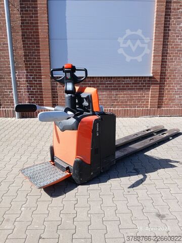 Niederhubwagen BT LPE250