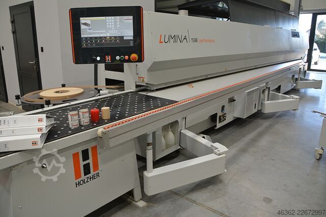 Laser-PUR-Kantenanleimmaschine HOLZ-HER LUMINA 1588